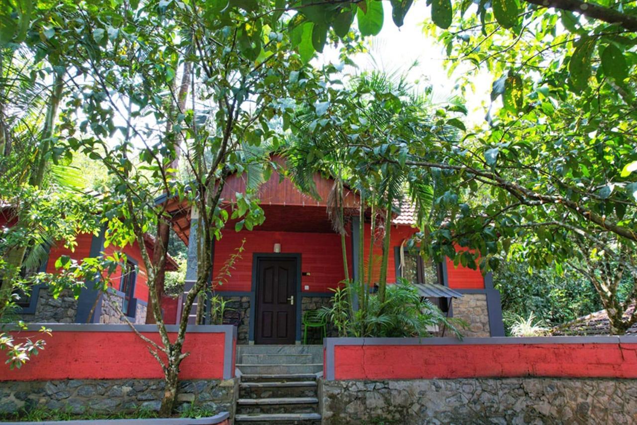 Clay Resort By Bestinn Leisure - Wayanad Padinjarathara Bagian luar foto